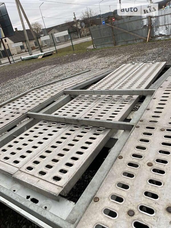 Автовоз Renault Master 2015 в Бережанах