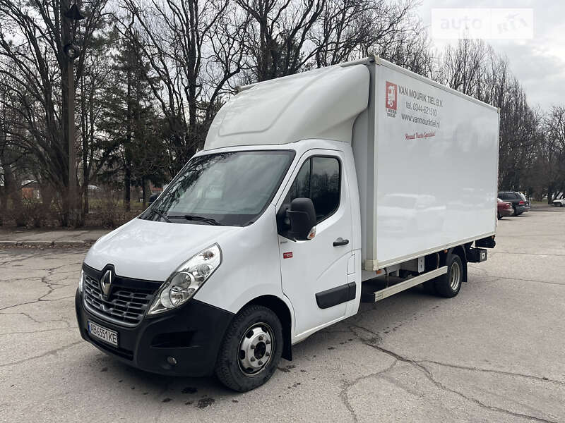 Вантажний фургон Renault Master 2018 в Дніпрі