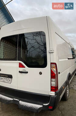 Грузовой фургон Renault Master 2015 в Ирпене