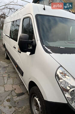 Грузовой фургон Renault Master 2015 в Ирпене