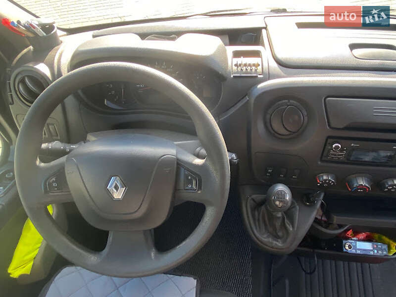Автовоз Renault Master 2017 в Дрогобичі