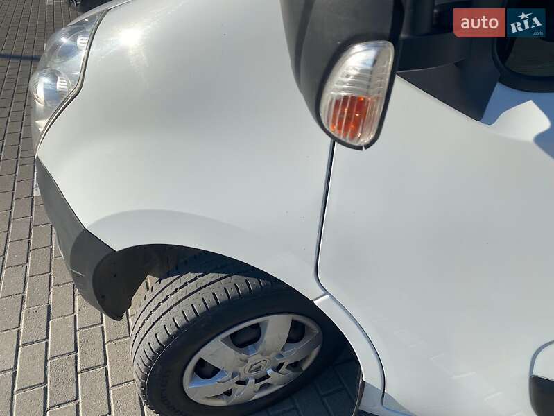 Автовоз Renault Master 2017 в Дрогобичі