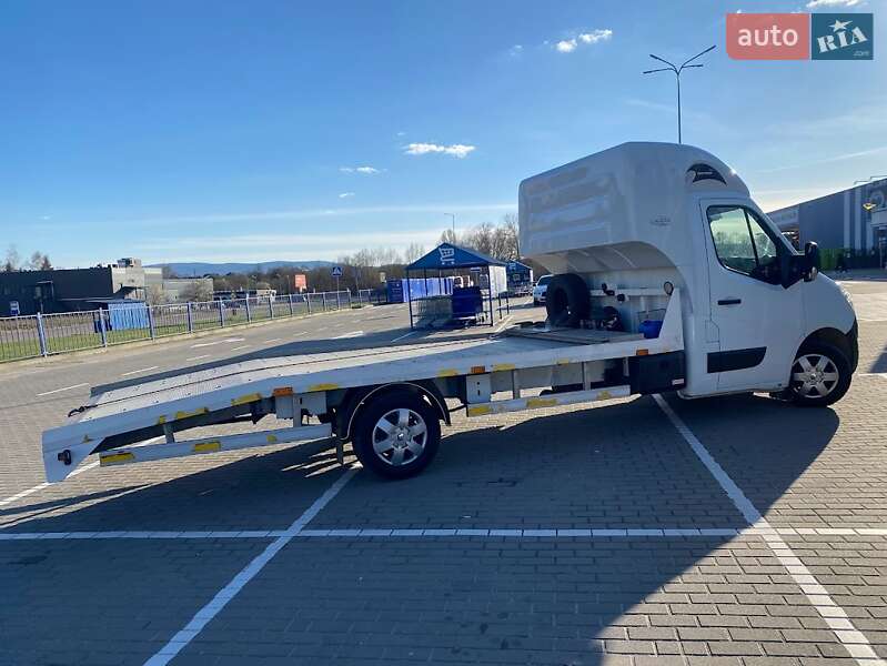 Автовоз Renault Master 2017 в Дрогобичі