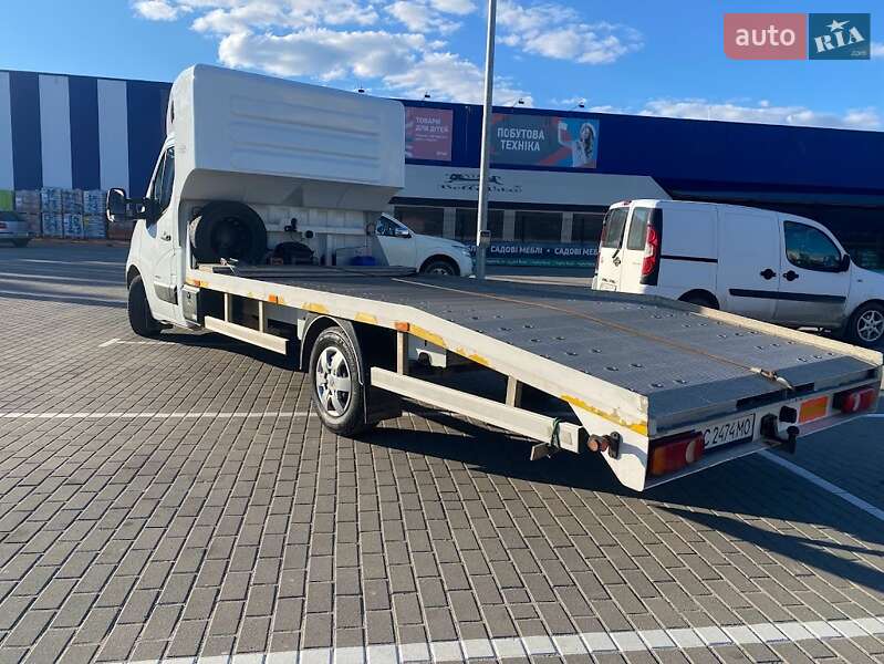 Автовоз Renault Master 2017 в Дрогобичі
