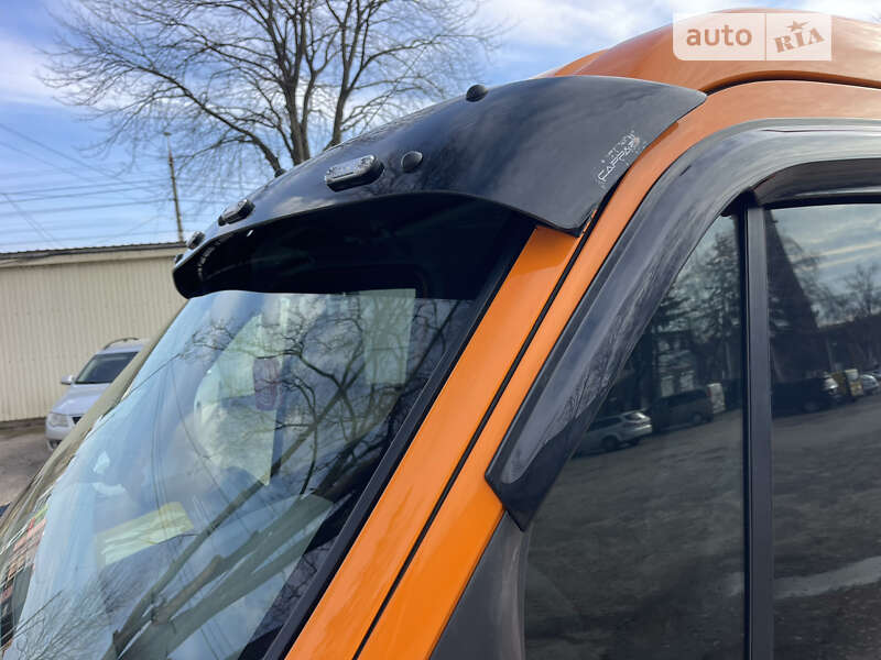 Автовоз Renault Master 2016 в Чернівцях