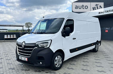 Грузовой фургон Renault Master 2021 в 