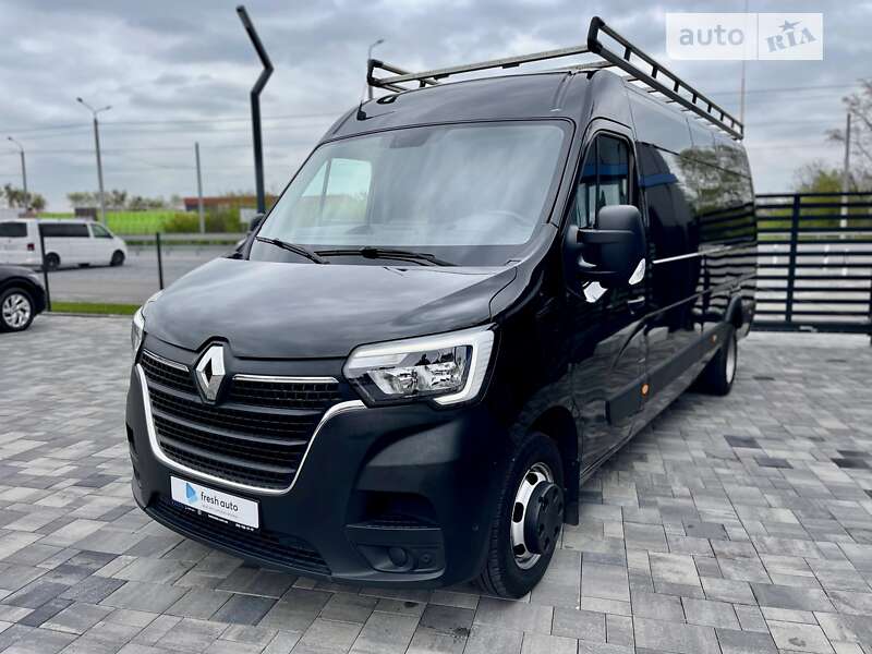 Вантажний фургон Renault Master 2020 в Рівному