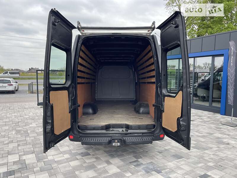 Вантажний фургон Renault Master 2020 в Рівному