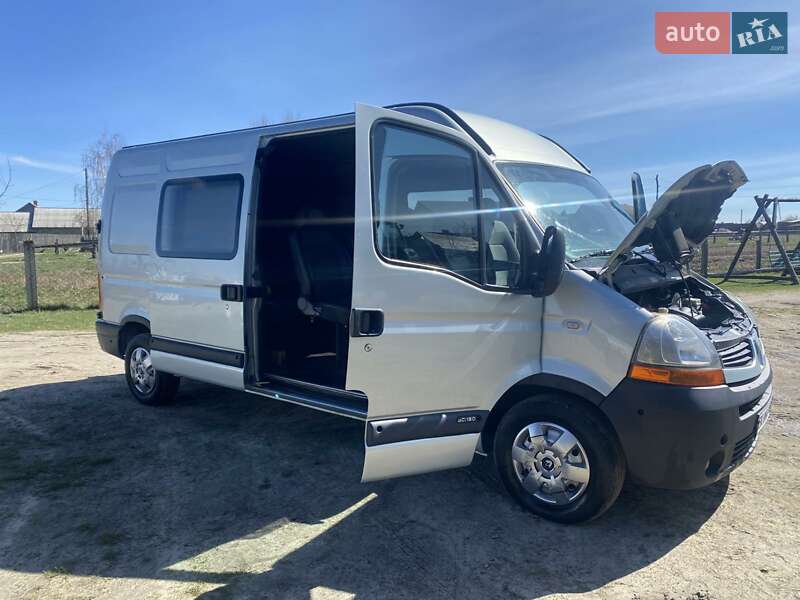 Микроавтобус Renault Master 2007 в Рокитном