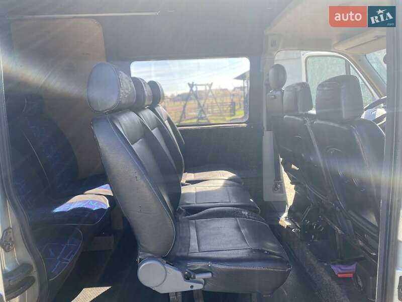 Микроавтобус Renault Master 2007 в Рокитном
