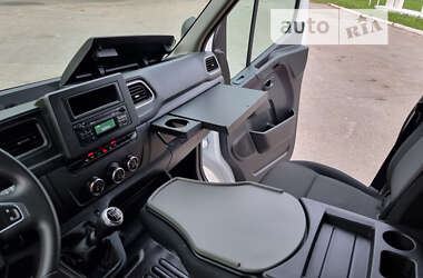Вантажний фургон Renault Master 2022 в Житомирі