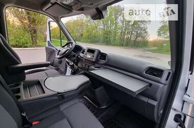 Вантажний фургон Renault Master 2022 в Житомирі