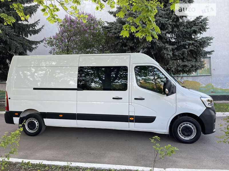 Грузовой фургон Renault Master 2022 в Ровно