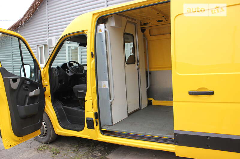 Грузовой фургон Renault Master 2018 в Подгорцах