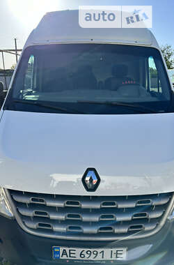 Вантажний фургон Renault Master 2012 в Покровську