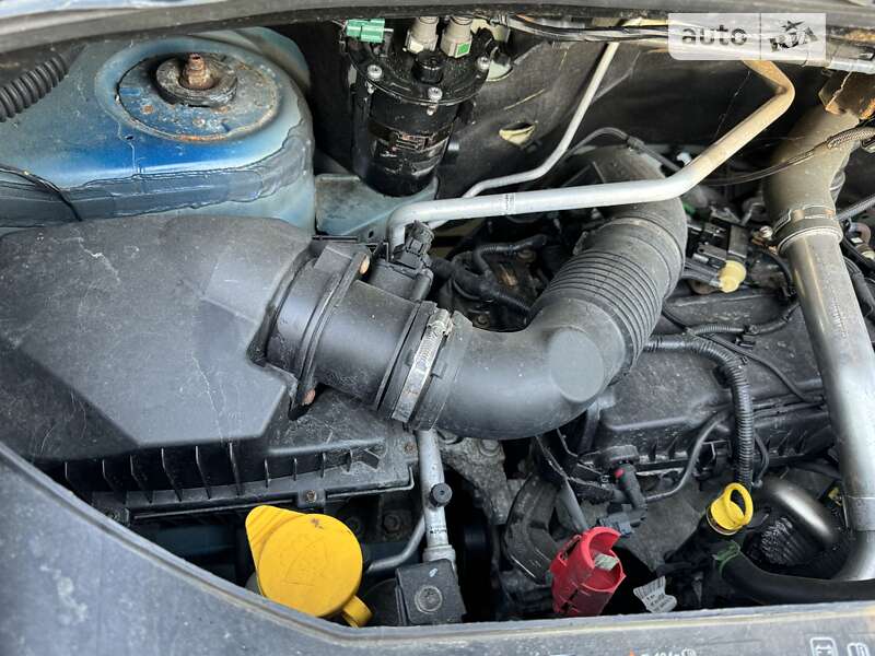 Автовоз Renault Master 2018 в Ємільчиному