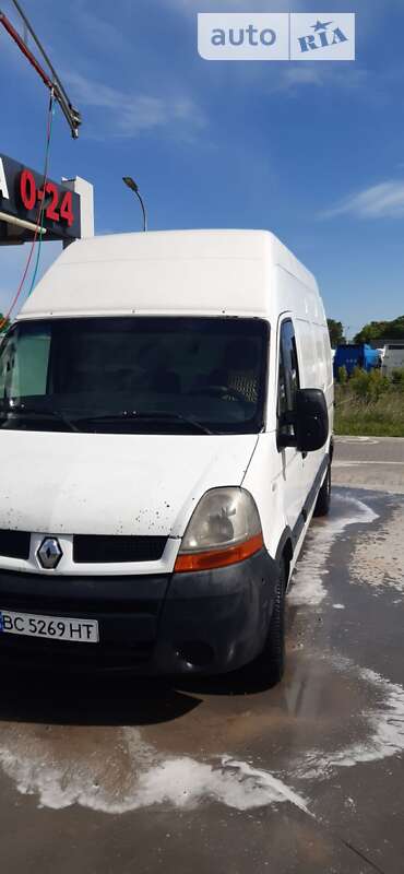 Вантажний фургон Renault Master 2005 в Радехові