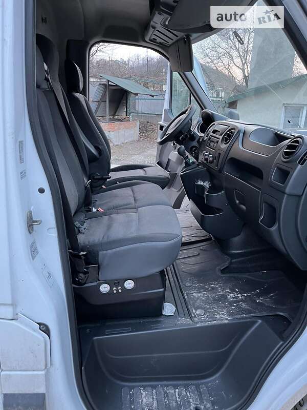 Тентований Renault Master 2018 в Львові фото 9 Тентований Renault Master 2018 в Львові