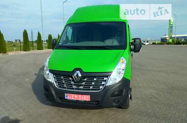 Грузовой фургон Renault Master 2015 в Ровно