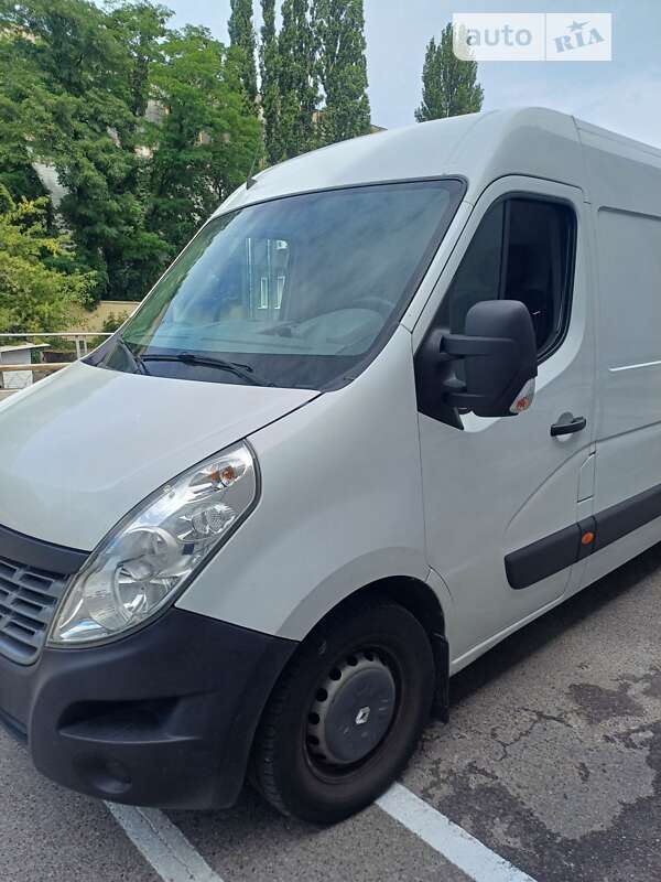Вантажний фургон Renault Master 2017 в Києві