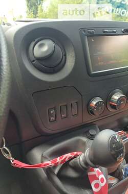 Грузовой фургон Renault Master 2017 в 