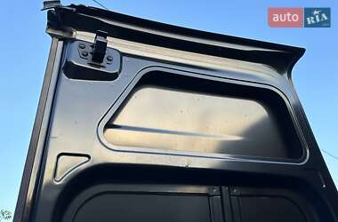 Вантажний фургон Renault Master 2020 в Рівному