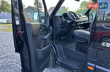Вантажний фургон Renault Master 2020 в Рівному