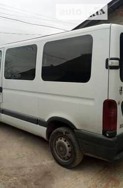 Вантажопасажирський фургон Renault Master 2003 в Тлумачі