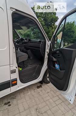 Вантажний фургон Renault Master 2020 в Черкасах