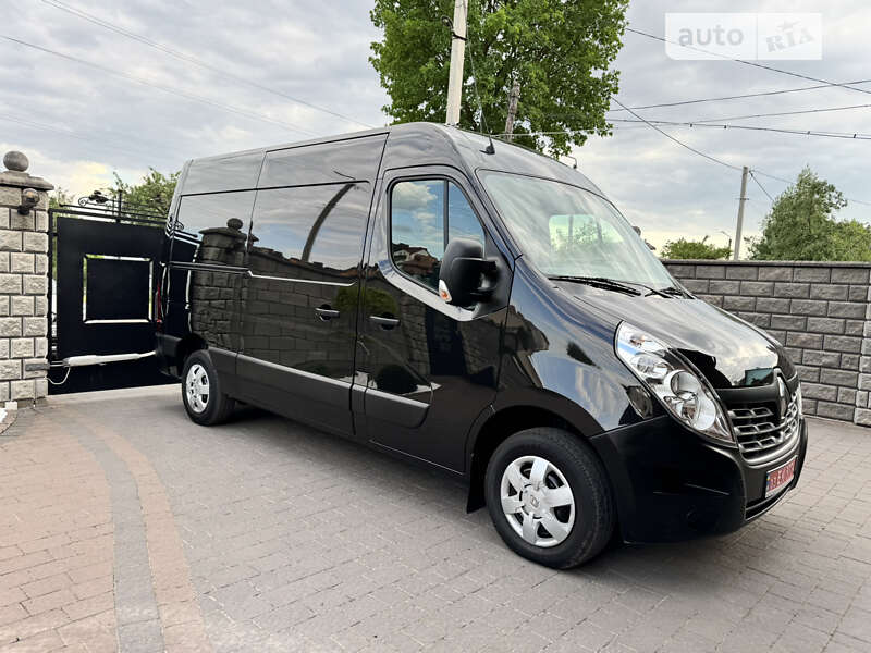 Грузовой фургон Renault Master 2017 в Дубно