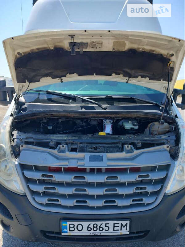 Грузовой фургон Renault Master 2013 в Тернополе
