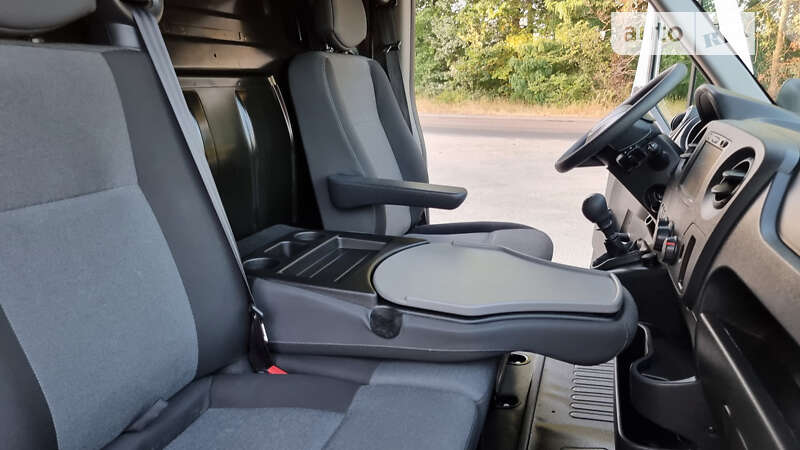 Грузовой фургон Renault Master 2019 в Житомире