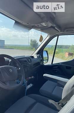 Грузовой фургон Renault Master 2018 в 