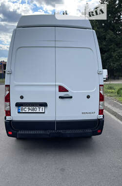 Грузовой фургон Renault Master 2016 в Львове