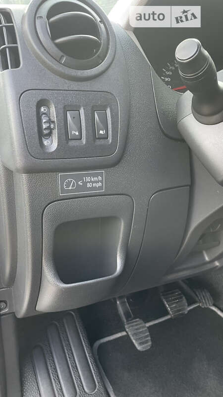 Грузовой фургон Renault Master 2016 в Львове фото 30 Грузовой фургон Renault Master 2016 в Львове