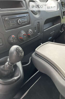 Грузовой фургон Renault Master 2016 в Львове