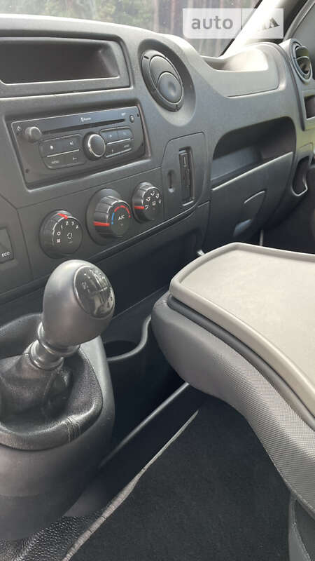 Грузовой фургон Renault Master 2016 в Львове фото 32 Грузовой фургон Renault Master 2016 в Львове