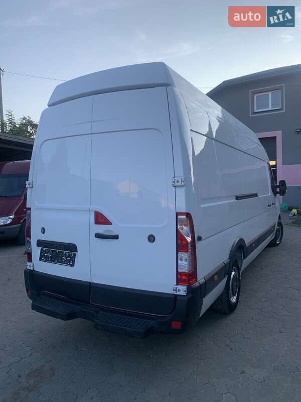 Вантажний фургон Renault Master 2020 в Бориславі