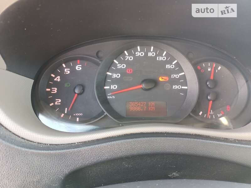 Вантажний фургон Renault Master 2015 в Львові