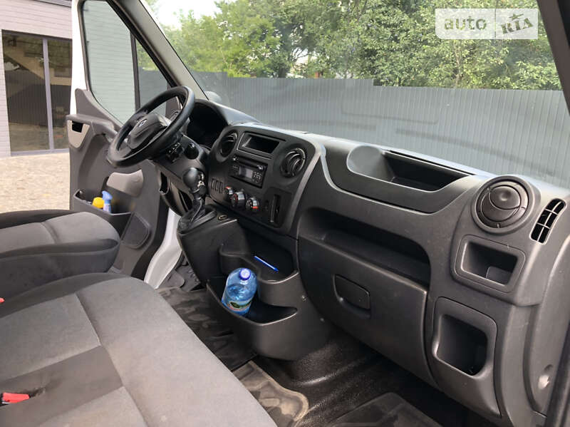 Грузовой фургон Renault Master 2018 в Черновцах