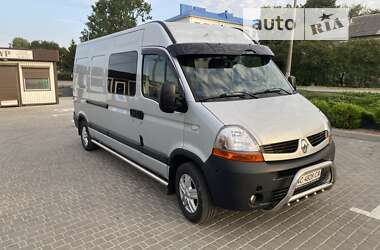 Грузопассажирский фургон Renault Master 2007 в Луцке