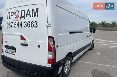 Грузовой фургон Renault Master 2018 в 