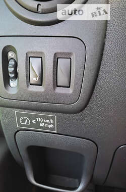 Грузовой фургон Renault Master 2019 в 