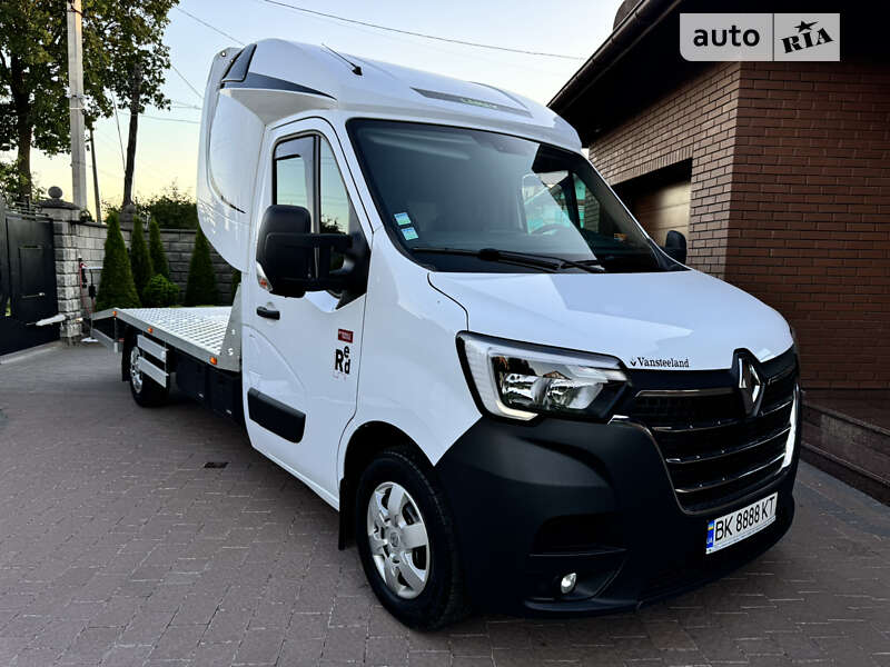 Renault Master 2021