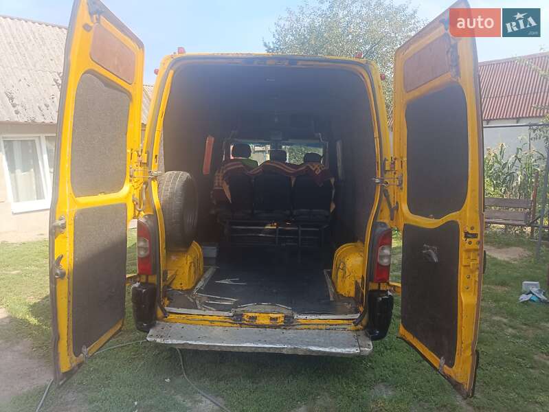 Микроавтобус Renault Master 2000 в Нововолынске
