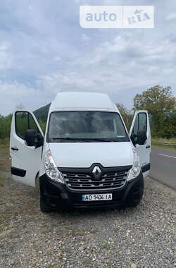 Грузовой фургон Renault Master 2016 в Тячеве