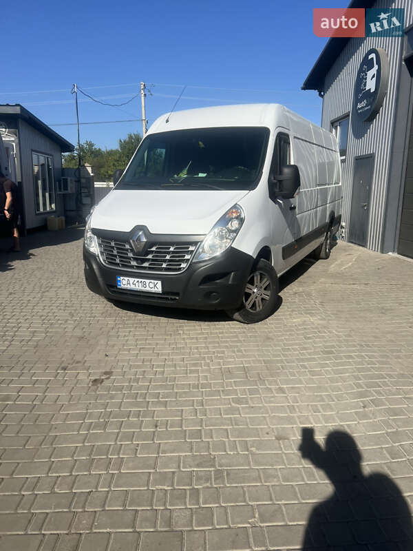 Вантажний фургон Renault Master 2018 в Умані