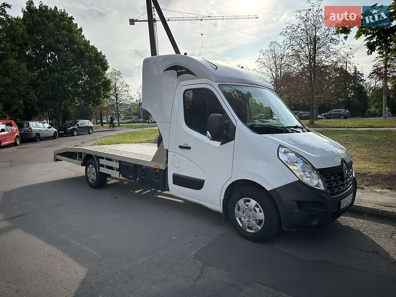 Эвакуатор Renault Master 2017 в Яворове