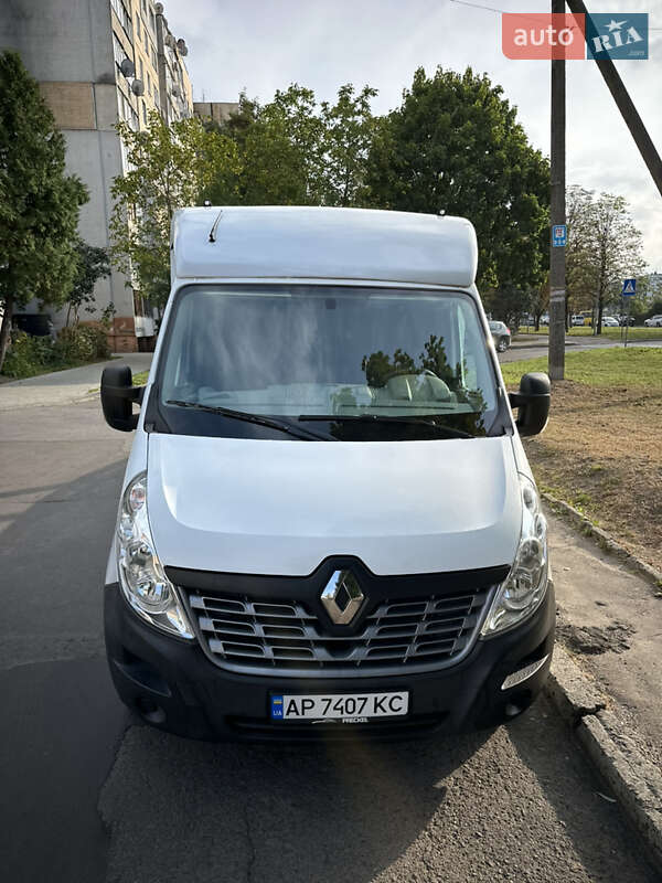 Эвакуатор Renault Master 2017 в Яворове