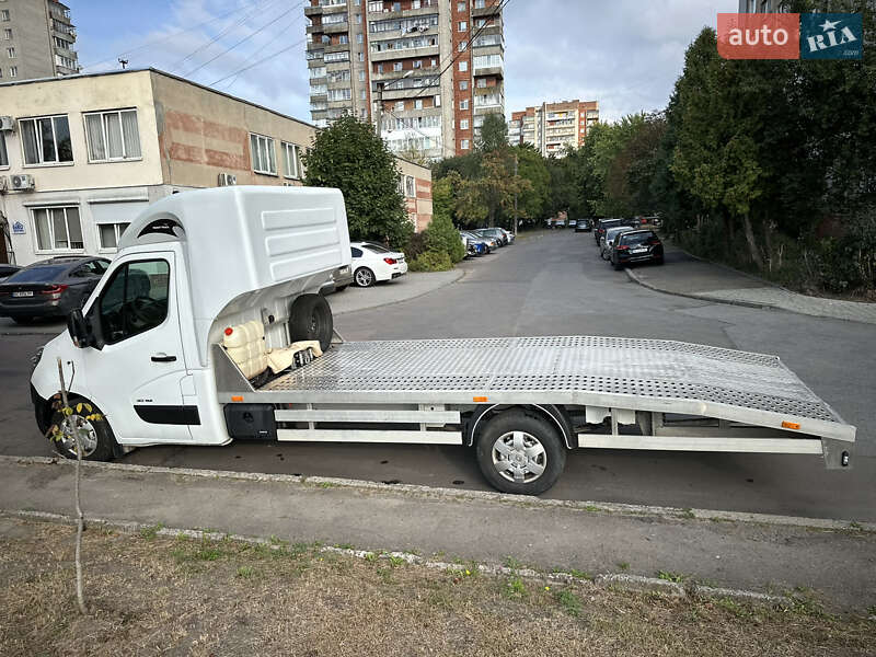 Эвакуатор Renault Master 2017 в Яворове